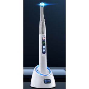 Woodpecker iLED Max Professional. Herdelampe med sterk lysintensitet og bred herdespekter.